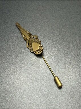 💕2/$20 Antiqued Brass Heart & Feather Stick Pin